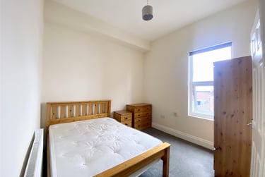 1 bed house, Radford Road, Hyson Green, Nottingham, NG75DR - Image 1